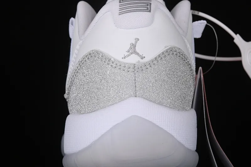 All categories Air Jordan Jordan series basketball shoes Air Jordan 11 Air Jordan 11 low Metallic Silver AJ11 Joe 11 Swarovski Stars AH0715-100